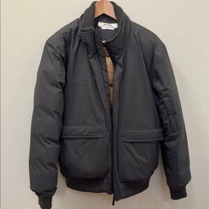 Men's Prana coat, Dark Brown, style number M23202597, EUC